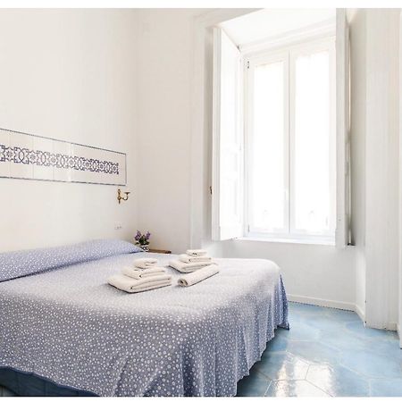 Il Sole Di Montesanto Bed & Breakfast เนเปิลส์ ภายนอก รูปภาพ